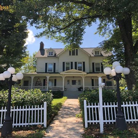 Love Lane Bed & Breakfast Waynesville Eksteriør bilde